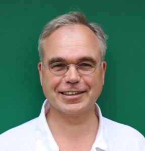 Dr. Götz Frommer
